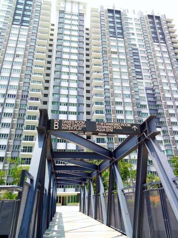 Apartment Del's @ Southville Same Level With Pool Fits 8