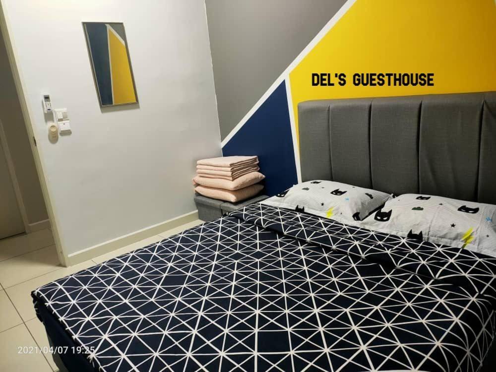 Apartment Del's @ Southville Same Level With Pool Fits 8 Bangi